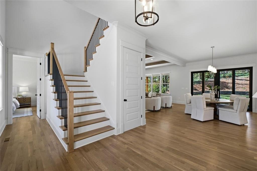 2167 Fox Hound Chase