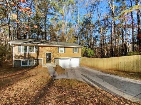 A home in Ellenwood