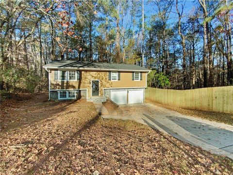 A home in Ellenwood