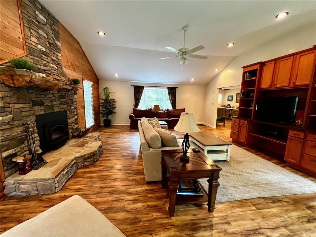 1319 Henry Evans Road