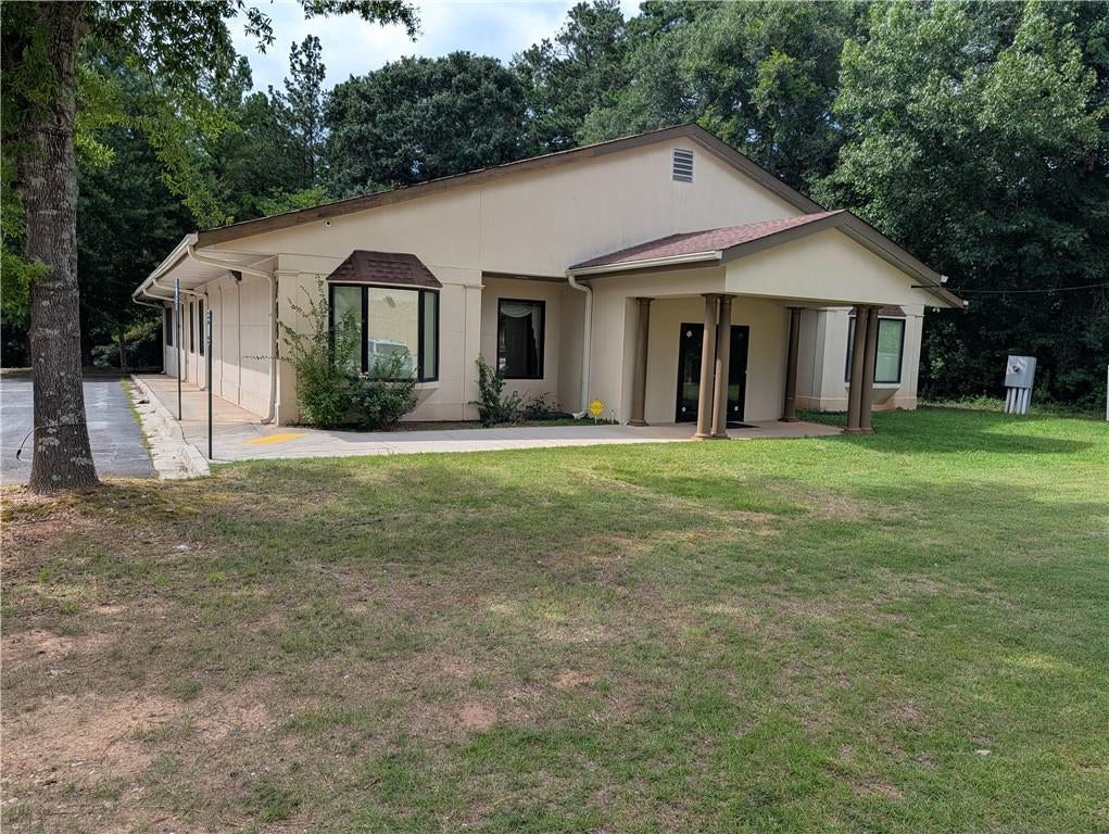 7446 Covington Highway