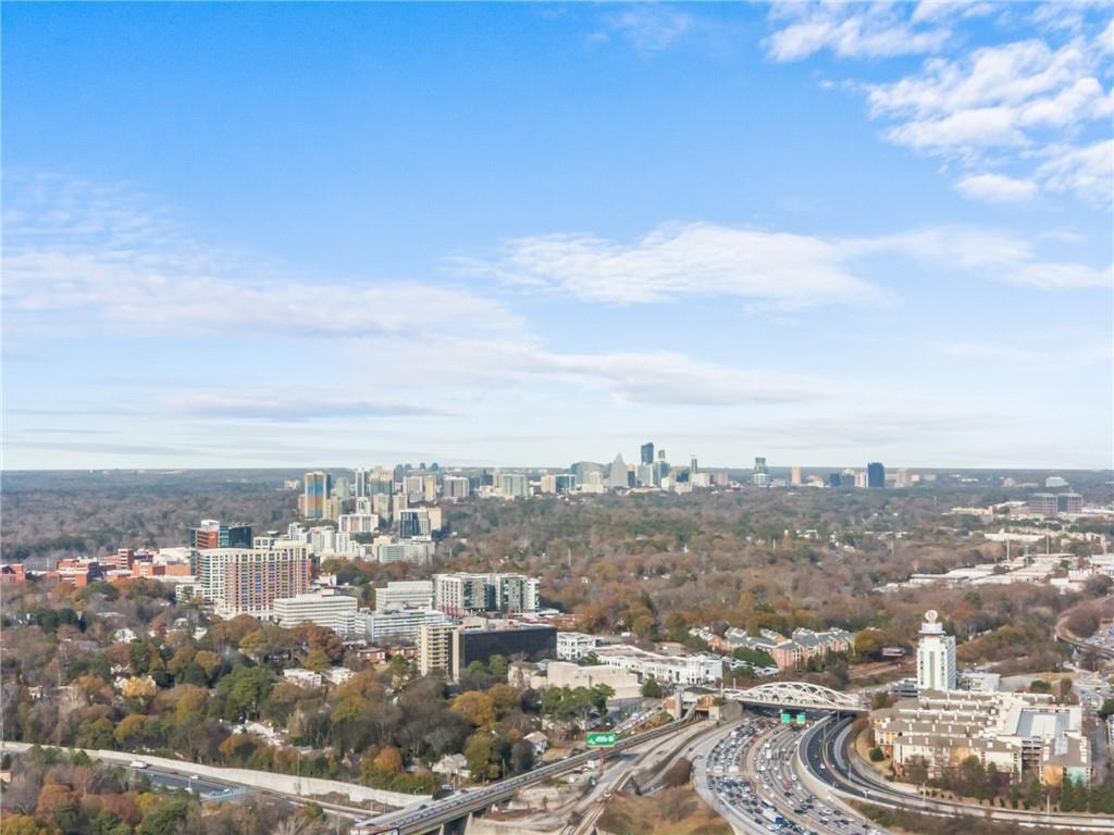 270 17th Street NW 4602