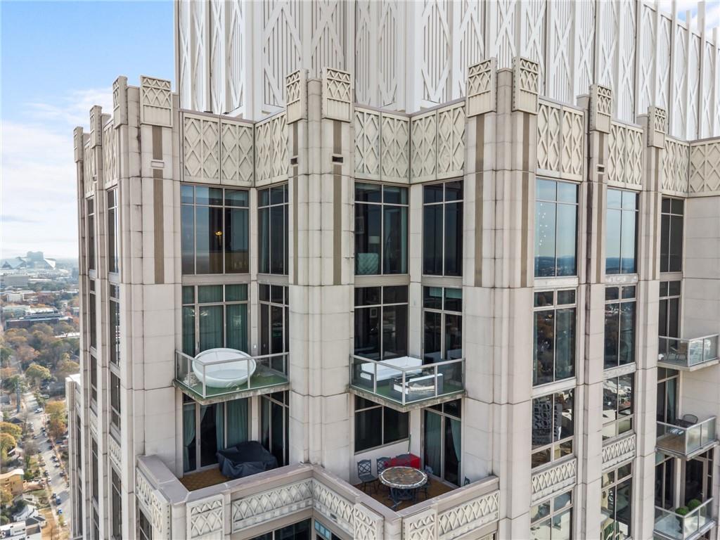 270 17th Street NW 4602