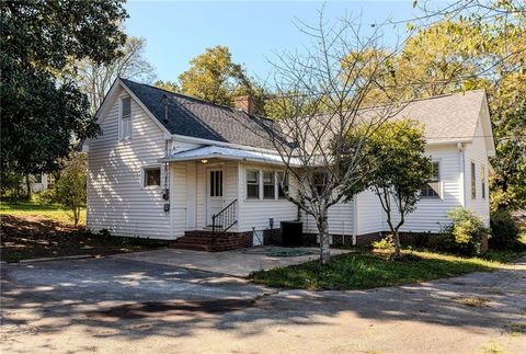 A home in Sugar Valley