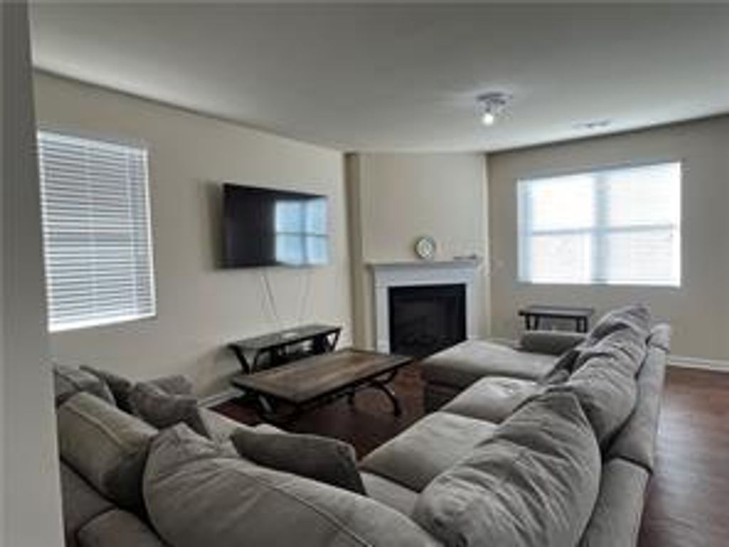 Photo of 3308 Heatherwood Drive, Gainesville, GA 30507 (MLS # 7729371)