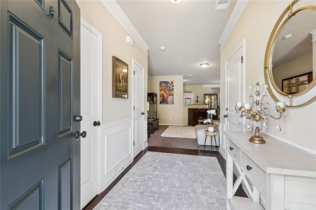 653 Oakside Place