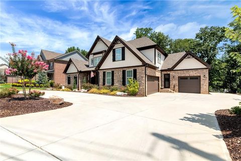 A home in Dacula