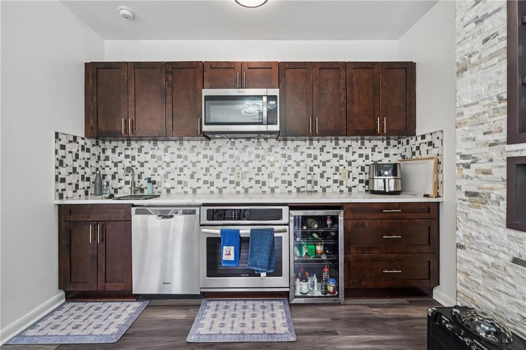 5068 Bentwater Lane, Lilburn, Georgia image 30