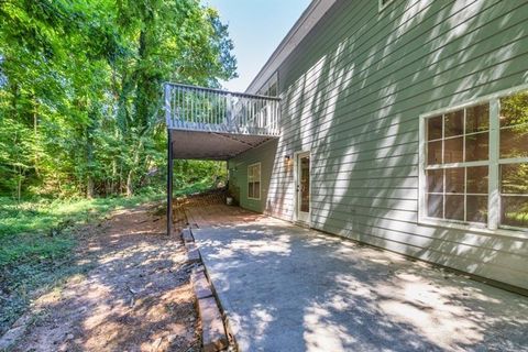 A home in Suwanee