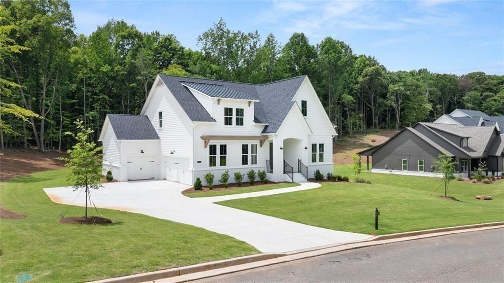 8350 Creekside Overlook Drive