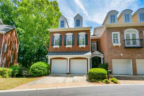 Townhouse For Sale - 4635 Ivygate Circle<br/> Atlanta, GA 30339