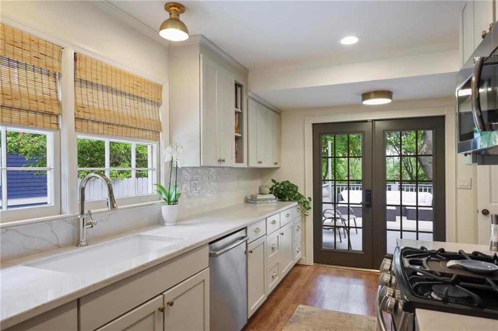 1788 Beacon Hill Boulevard, Atlanta, Georgia image 8