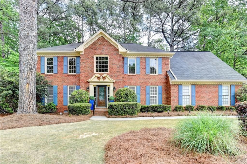 3879 Rainforest Circle