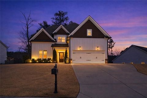 Homes For Sale - 12 Bridgestone Way<br/> Cartersville, GA 30120