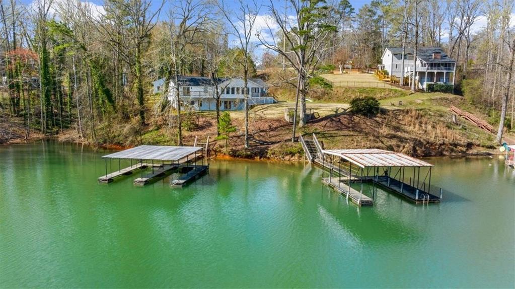 6313 Shoreland Circle