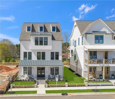 Homes For Sale - 233 Lask Lane<br/> Milton, GA 30004