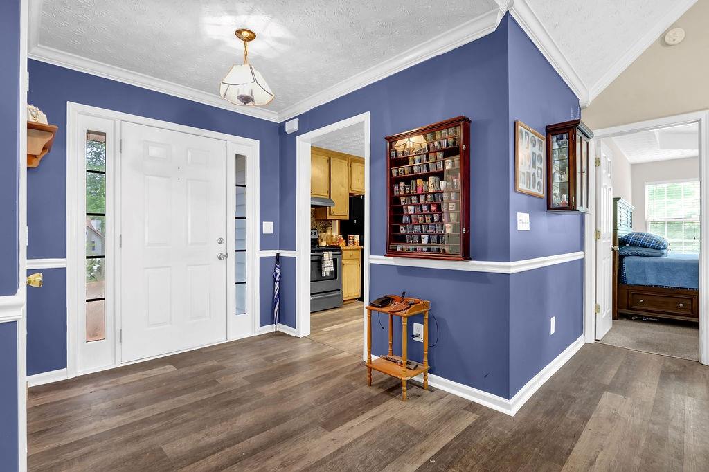 5166 Huntingford Drive, Gainesville, Georgia image 3