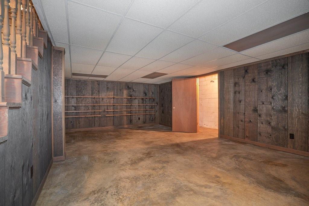 3916 Ridgewood Drive, Smyrna, Georgia image 24