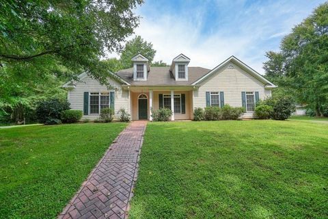 Homes For Sale - 2840 Joe Frank Harris Parkway<br/> Cartersville, GA 30120