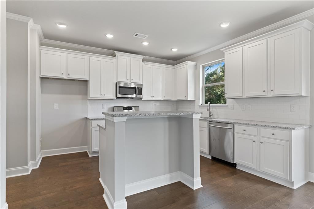 6061 Spring Way, Stonecrest, Georgia image 3