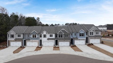 Townhouse For Sale - 6656 Parsons Street<br/> Flowery Branch, GA 30542