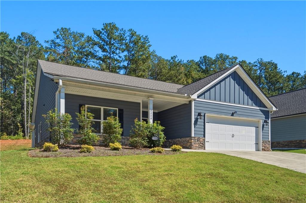 8325 Loch Lomand Lane