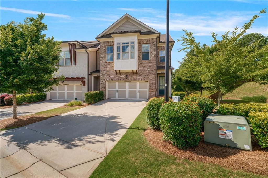 1858 Glenview Park Circle