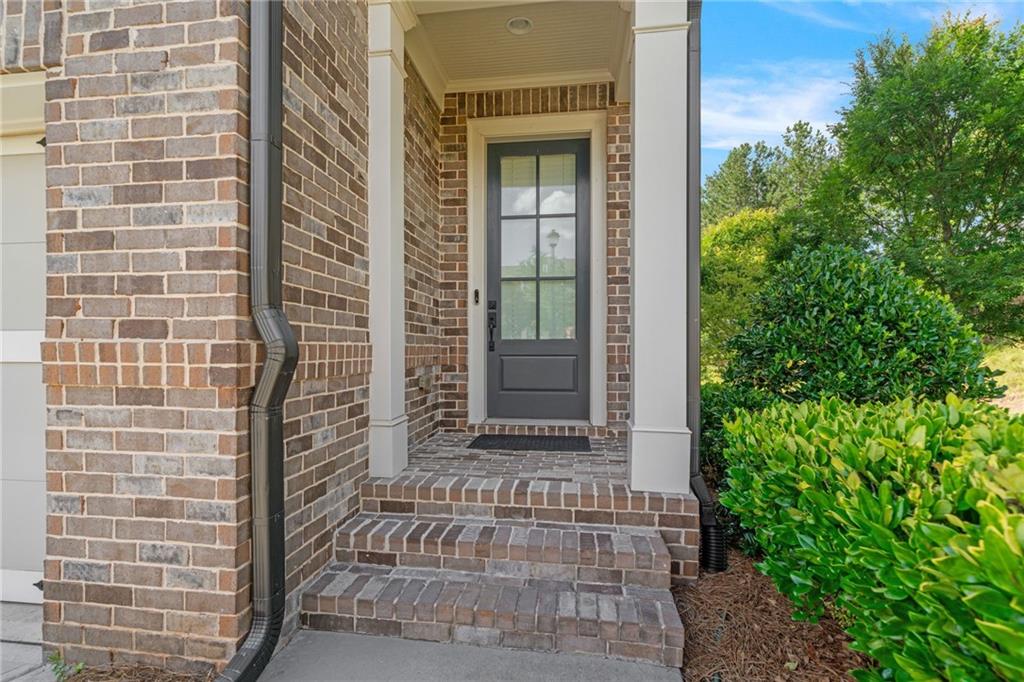 1858 Glenview Park Circle