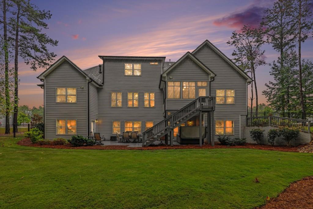 22 VINERY Court