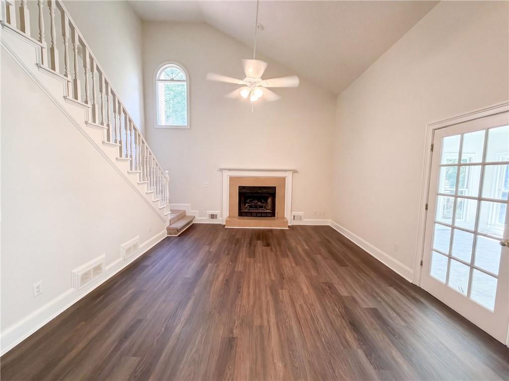 1990 Eagle Ridge Drive SW