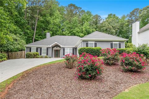 703 Kirkwood Circle Woodstock GA 30189