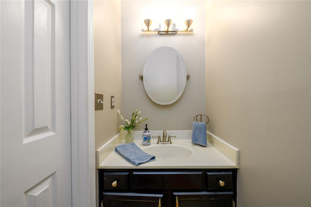 515 Rosedown Way, Lawrenceville, Georgia image 7