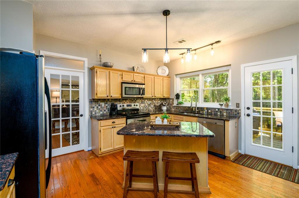 515 Rosedown Way, Lawrenceville, Georgia image 11