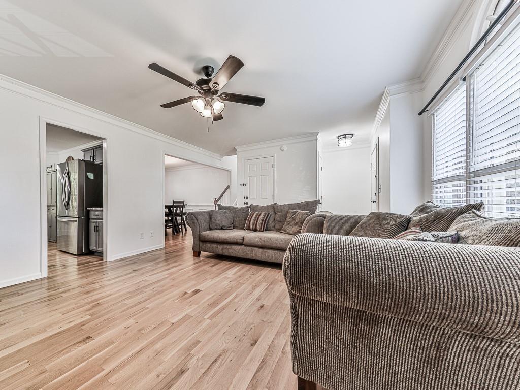 47 White Oak Drive SE