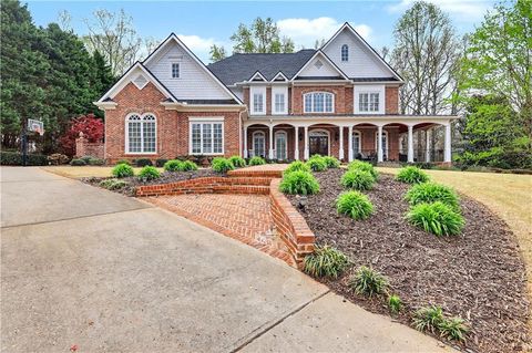 Homes For Sale - 15945 Meadow King Way<br/> Milton, GA 30004