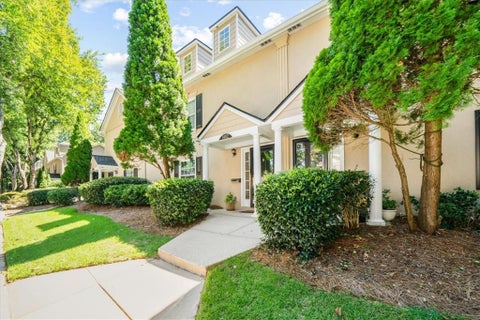 Condo For Sale - 1402 Brighton Pt<br/> Sandy Springs, GA 30328