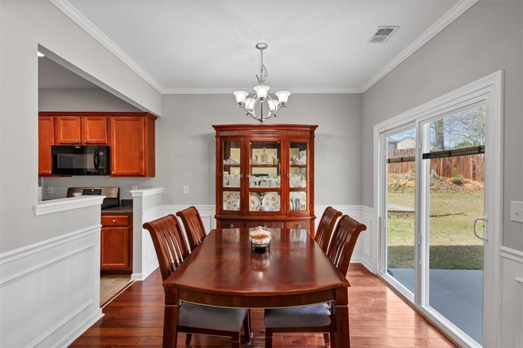 5780 Crestwick Way, Cumming, Georgia image 12