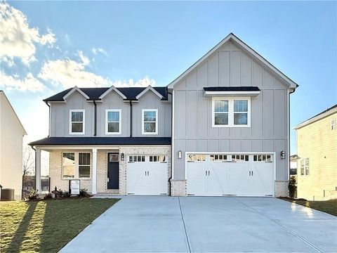 Homes For Sale - 5836 Cabernet Ln<br/> Braselton, GA 30517