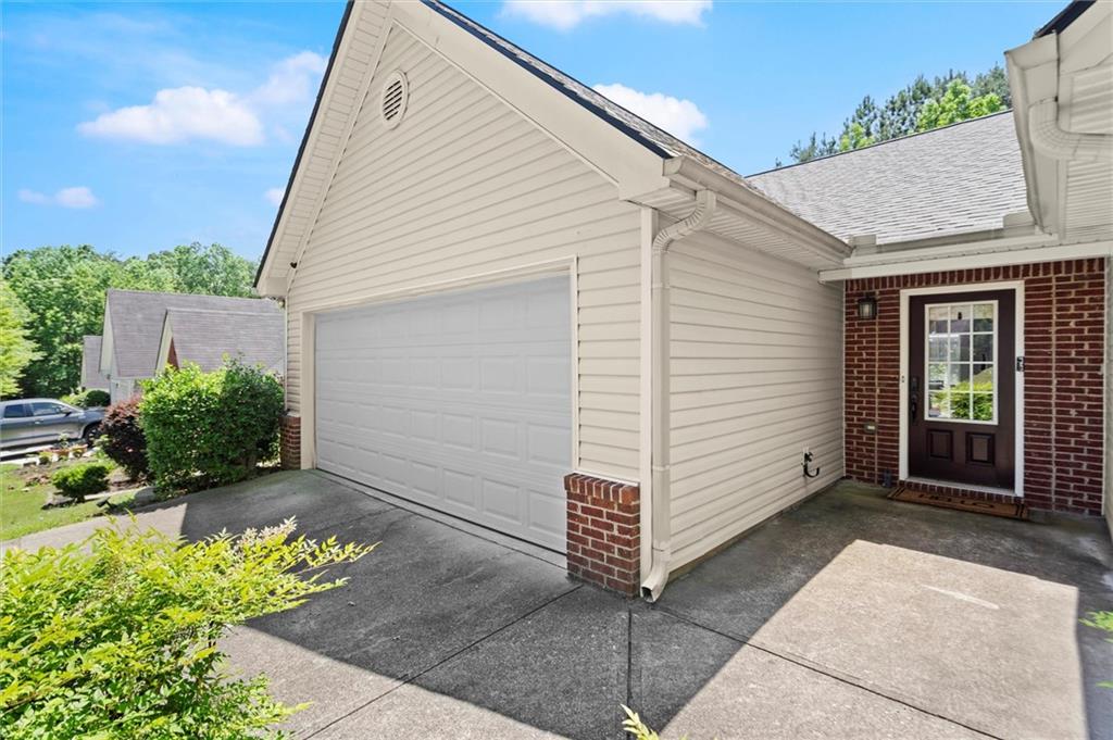 2125 Mina Lane Drive