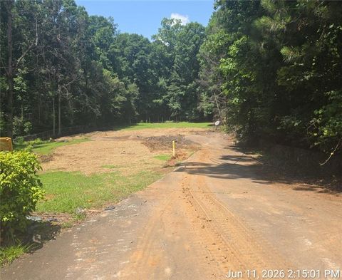 Vacant Land For Sale - 195 Old Fairburn Close<br/> Atlanta, GA 30331