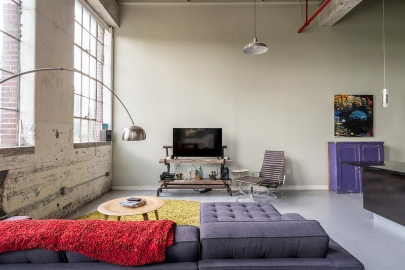 650 Glen Iris Drive NE 25