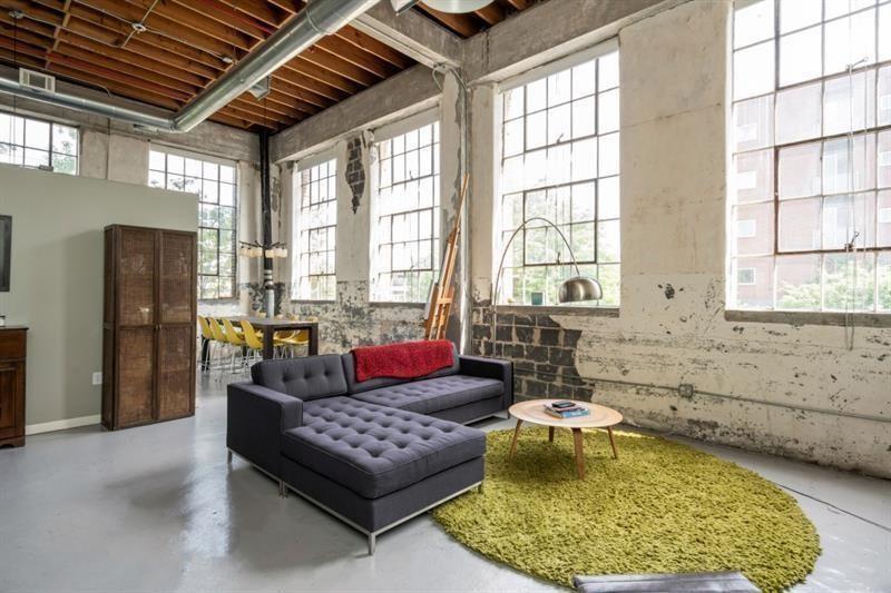 650 Glen Iris Drive NE 25