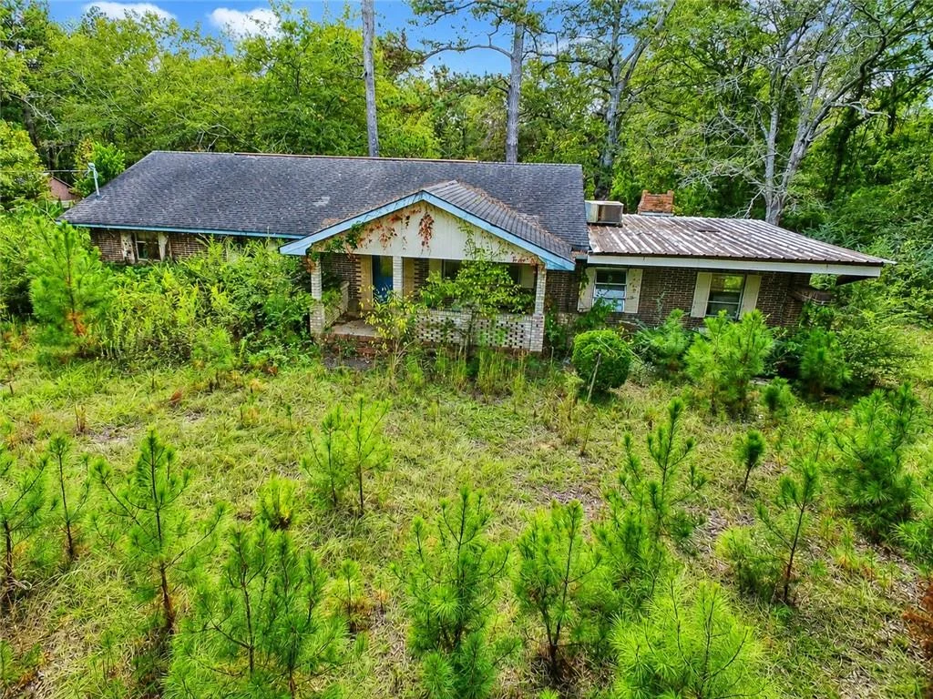 1850 Barnes Ferry Road