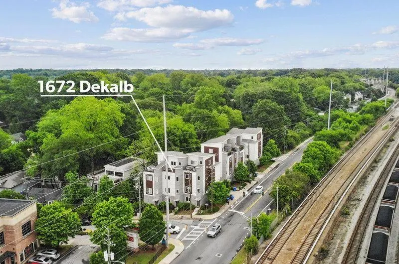 Atlanta, Georgia 30307, United States, 3 Bedrooms Bedrooms, ,4 BathroomsBathrooms,Residential,Active,130499