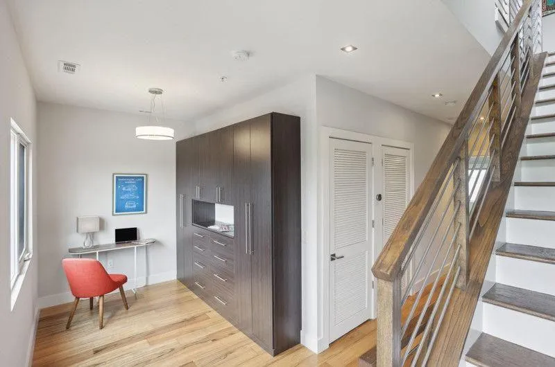 Atlanta, Georgia 30307, United States, 3 Bedrooms Bedrooms, ,4 BathroomsBathrooms,Residential,Active,130499