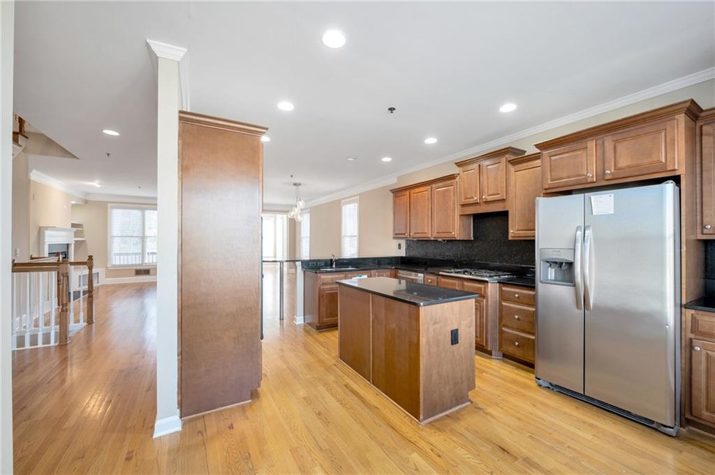 572 Vinings Estates Drive SE B9
