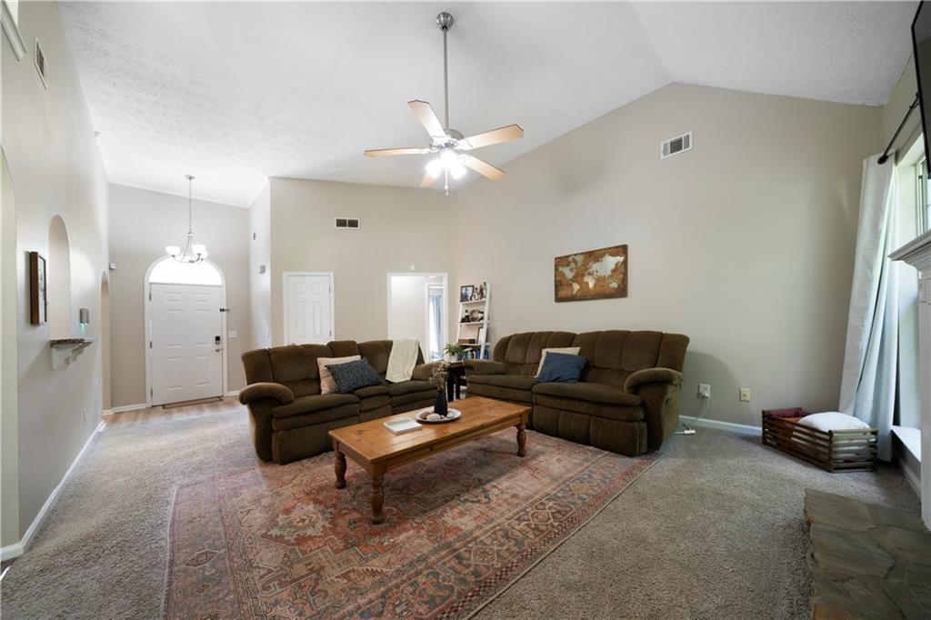 15 Saratoga Court