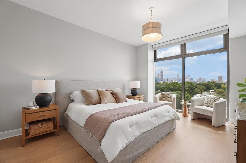 270 17th Street NW 909