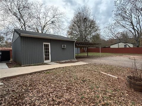 A home in Maysville