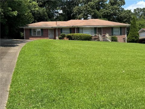 Homes For Sale - 1015 Lynhurst Drive<br/> Atlanta, GA 30311